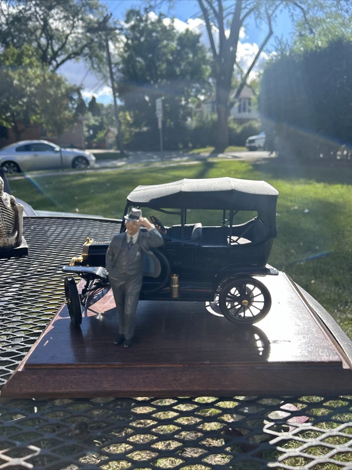 Vintage Franklin Mint - THe 1913 Ford Model T 1:24 Scale Cool Display As Is - Image 1 of 4