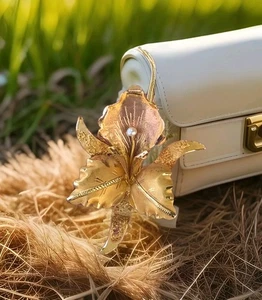 18K Rose Yellow Gold Orchid Flower Pearl Brooch Fancy Texture Fashion Pin 12.5g - Picture 1 of 15