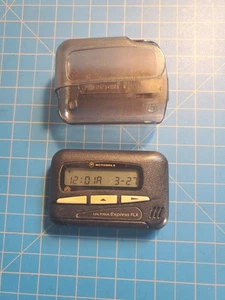 Vintage Motorola Ultra Express schwarz Pager & transparentes Clip Holster - Bild 1 von 4