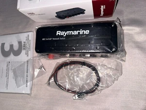 Raymarine A80007 Hs5 Marine Network Switch - Picture 1 of 4