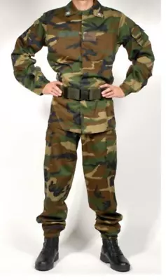 Completo mimetica WOODLAND Esercito Italiano Giacca e pantalone NUOVO Taglia 58 - Immagine 1 di 2