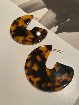 Latoir Brown Tortoise Shell Animal Print Acrylic Round Hoop Statement Earrings - Image 1 of 2