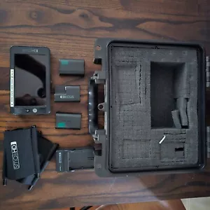Used SmallHD 502 Monitor + 2 Batteries + Lemo Battery converter + Pelican - Picture 1 of 5