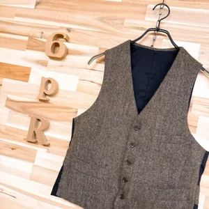 Harris Tweed Oxford Classic Men's Vest Size S Brown Gift From Japan - Picture 1 of 9
