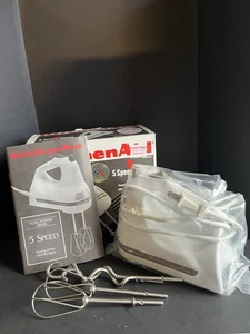 Nueva batidora de mano KitchenAid Ultra Power de 5 velocidades modelo #KHM5DHWH blanca - Imagen 1 de 7