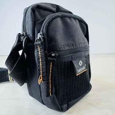 Samsonite Bolsa de Nylon Negra para Cámara Estuche de Transporte Pequeña Bolsa de Viaje 3 Compartimentos con Cremallera Foto 1 de 4