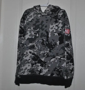 Gap Kids Fit Marvel Boys Avengers Black Grey Camouflage Hooded Sweatshirt Sz M 8 - Picture 1 of 16