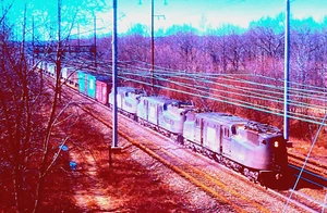 DUPLICATE EKTACHROME SLIDE PENN CENTRAL GG-1 #4857, #4852 - Picture 1 of 1