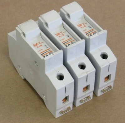 SOPORTE FUSIBLES LEGRAND 500V 10X38 32A 01127 Foto 1 de 4
