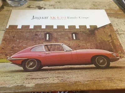 1967 ? JAGUAR E TYPE  Original  Sales Brochure XKE 2+2 Family Coupe  RARE — 第 1/4 张图片
