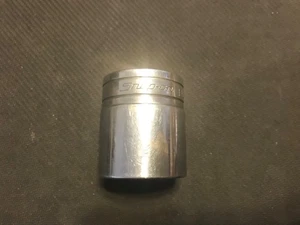 Snap On Tools 1/2" Drive 6 Point Standard Chrome 1-1/4” Socket TW401 - Picture 1 of 5