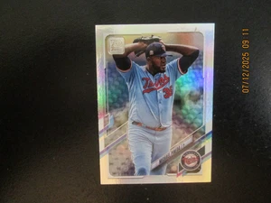 MICHAEL PINEDA TWINS 2021 TOPPS SERIES 2 SILVER FOIL CARD #354 FREE SHIPPING - Picture 1 of 2