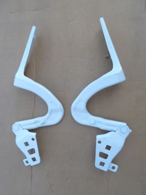 NEW Tesla Model Y MY White Pair Front Hood Hinges Support Right Left Hinge OEM - Imagem 1 de 4