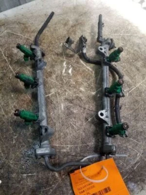 2005 年现代圣达菲 2.7 燃油喷射器套装带导轨 — 第 1/4 张图片