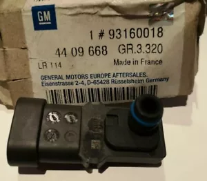 GENUINE VAUXHALL VIVARO NISSAN PRIMASTAR RENAULT TRAFIC ESPACE 2.0 MAP SENSOR - Picture 1 of 3