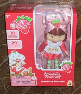 Strawberry Shortcake (2024) 5.5 in. Doll w/6 pc. Styling Fashion + 4 Surprises! - Picture 1 of 3