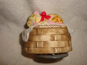 CAT SLEEPING ON A BASKET MUSIC BOX 008 - Picture 1 of 3