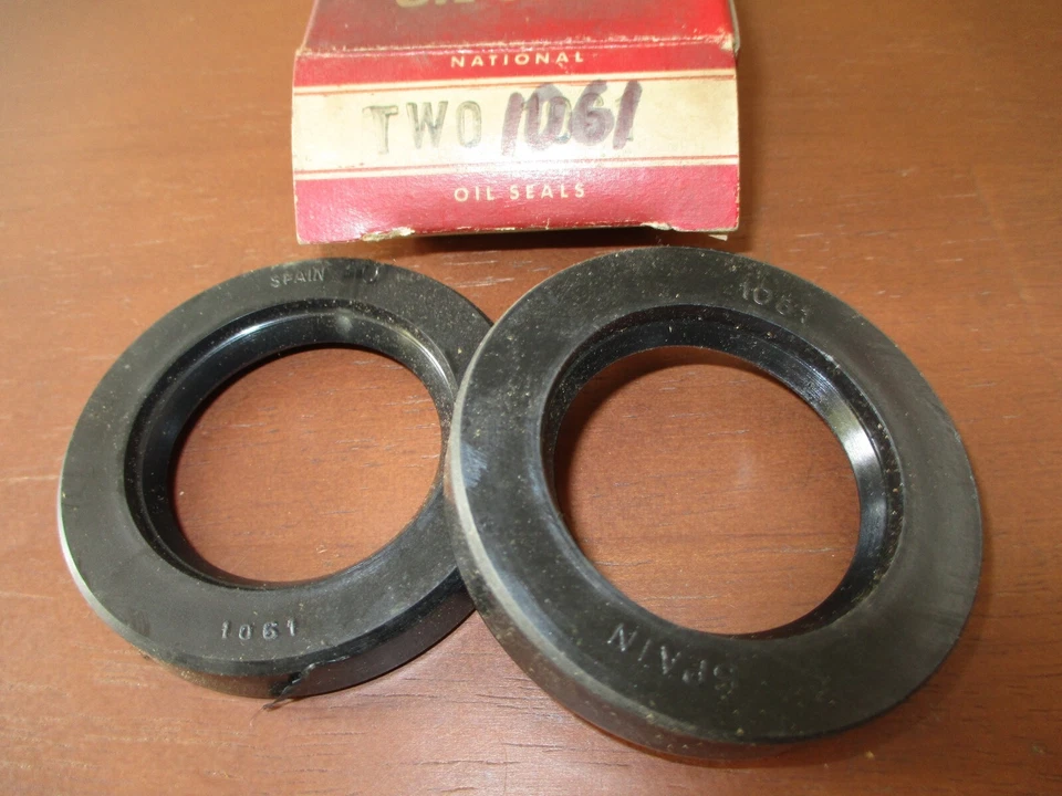 1955 56 57 58 59 60 61 62 63 64 65 PORSCHE 356A 356B 356C 前轮密封 — 第 1/1 张图片