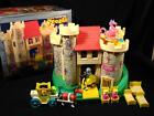 Excellent Vintage Fisher Price Little People Play Family Castle #993 1974/88 Box