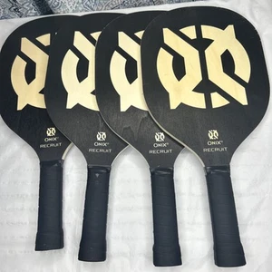 2 SETS Recruit by Onyx Pickleball Paddel schwarz Holz MIT Tasche (4 Paddel) gebraucht - Bild 1 von 16