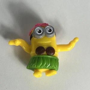 McDonald's Happy Meal Toy Minion Hula Dancing Hawaiian 2" Mini Figurine - Picture 1 of 5
