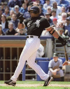 FRANK THOMAS 2002 CHICAGO WHITE SOX HOF 8X10 PHOTO - Picture 1 of 1