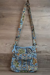 Vera Bradley Hipster Crossbody Blue Retired Floral Blue Black White - Picture 1 of 6