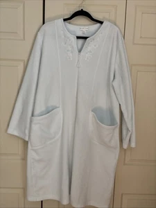 Bata polar Miss Elaine HouseCoat bebé azul bordado bolsillo talla L grande - Imagen 1 de 13