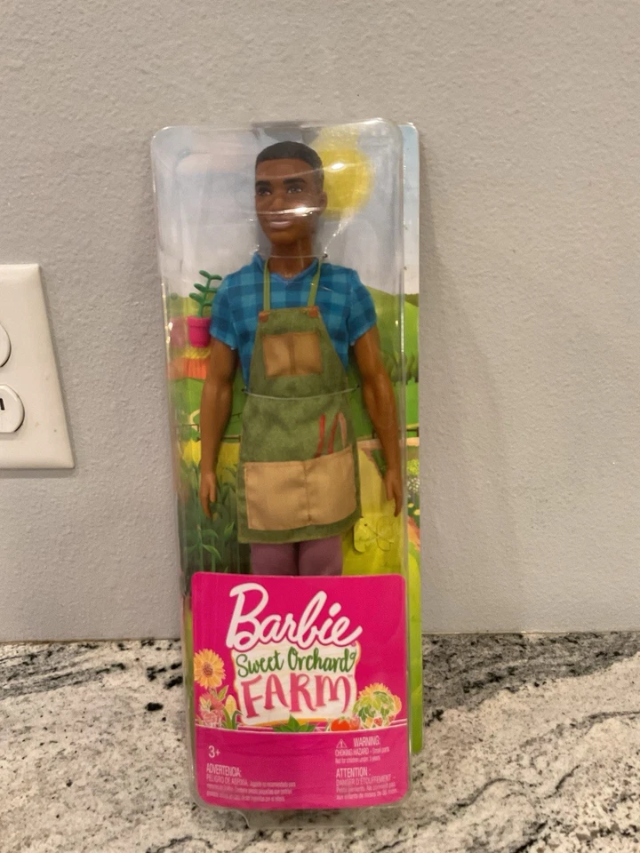 AA Ken Doll Sweet Orchard Farm GCK74 Mattel 2018
