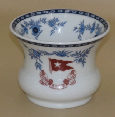 Jarrón pequeño Titanic White Star Line RMS Titanic Inc. Reproducción auténtica Foto 1 de 4