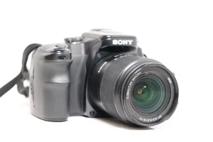 Sony A100 10.2 MP Digital SLR Camera Body w/ Sony A 18-70mm Lens READ!! - Picture 1 of 4