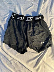 nike shorts youth girls - Picture 1 of 3