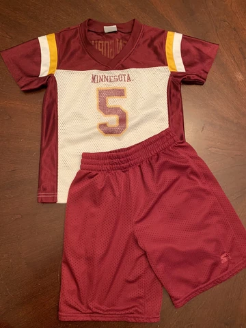 Minnesota Golden Gophers Football Jersey & Shorts Kids Size 4T NCAA Big Ten B1G Cover