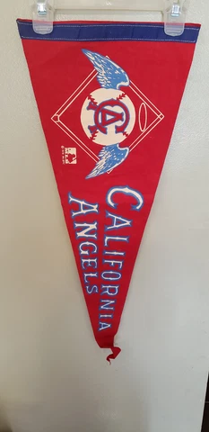 CALIFORNIA ANGELS 1970 MLB VINTAGE MLB FELT PENNANT 9/5/22 Cover