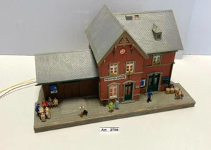 Kibri 39492 H0 estación Reichelsheim cubierta con 12 figuras e iluminación, 1:87 - Imagen 1 de 11