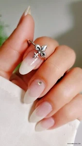 Fleur De Lis Ring / Minimalist Flower of Lily Silver Ring /Fleur-De-Lis Jewelry - Picture 1 of 9
