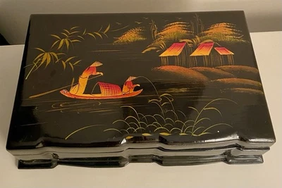 lacquer vintage wood jewelry box - Image 1 of 4