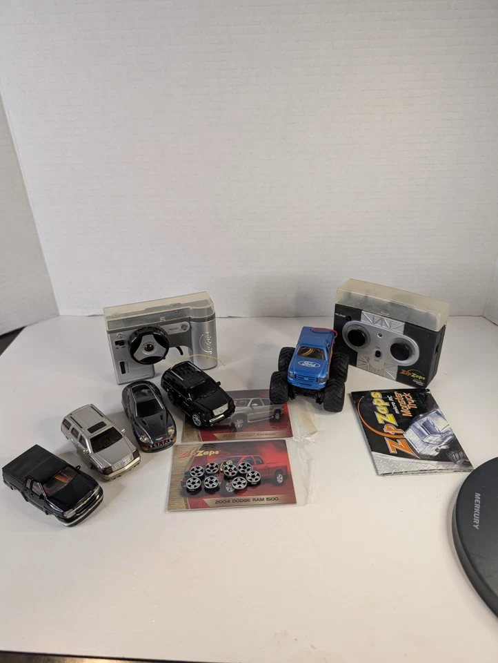 Zip Zaps Micro RC Lot Cars Bodies Remote Spare Parts, Read - Image 1 of 4