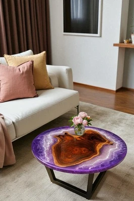 Mesa de centro redonda de resina epoxi púrpura mesa de madera con borde vivo mesa de exterior de lujo Foto 1 de 4