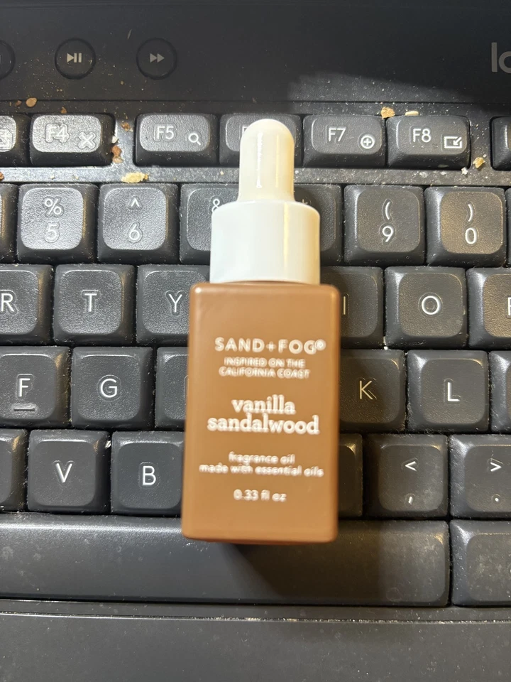 ПЕСОК и туман парфюмерное масло, ваниль сандаловое дерево 0,33 жидк. унц. - Изображение 1 из 1