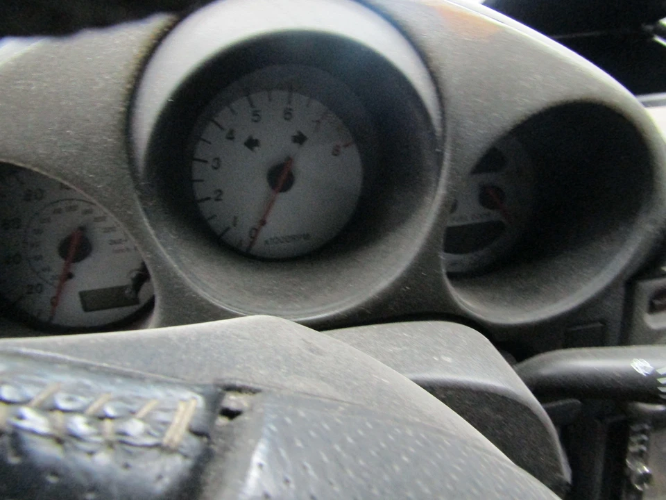 Speedometer TOYOTA MR2 00 01 02 - Image 1 of 1