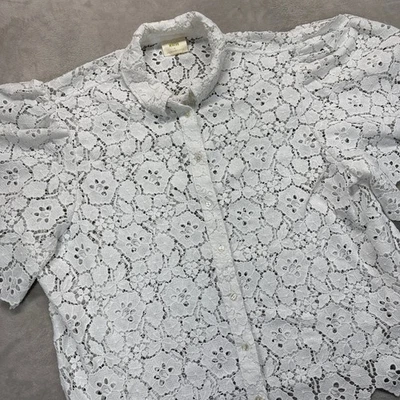 Camisa para mujer Maeve by Anthropologie grande recorte encaje manga corta abotonada Foto 1 de 4