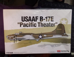 Academy Model Kit 1/72 USAAF B-17E "Pacific Theater"  12533 -opened box - Picture 1 of 9