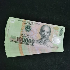 20 x 100,000 Dong Vietnam 2 Million VND Polymer Banknote UNC - Picture 1 of 2