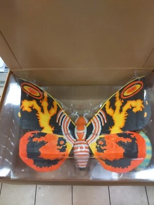 Большая статуэтка серии Kaiju X-Plus XPLUS01944 Godzilla vs. Mothra: Mothra — TOHO - Изображение 1 из 4