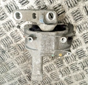 2010 VW TIGUAN MK1 - 2.0 DIESEL OSF FRONT DRIVER SIDE ENGINE MOUNT - Picture 1 of 2