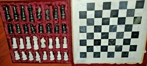 vintage 12x12 marble chess set in red velvet case very nice set free shipping - Picture 1 of 4