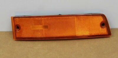 NUEVO OEM-1990-92 Ford Probe lámpara de luz de marcador lateral - lado del pasajero: FO2Z 15A201-C Foto 1 de 3
