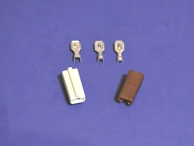 HEI DISTRIBUTOR WIRING HARNESS POWER & TACH WIRE CONNECTOR SHELL CHEVY GMC OLDS  - Image 1 of 4