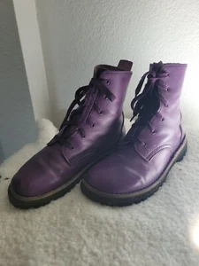 Conker Derby. Purple Leather. Unisex Size 7 W. - Picture 1 of 8